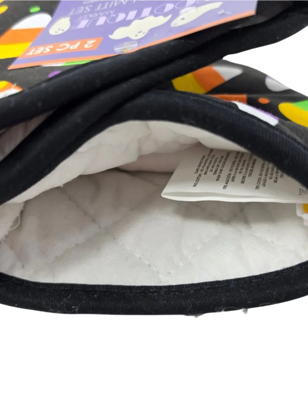 New Bootique Market Candy Corn Mini Oven Mitt Set Halloween Neoprene Grips Mitts